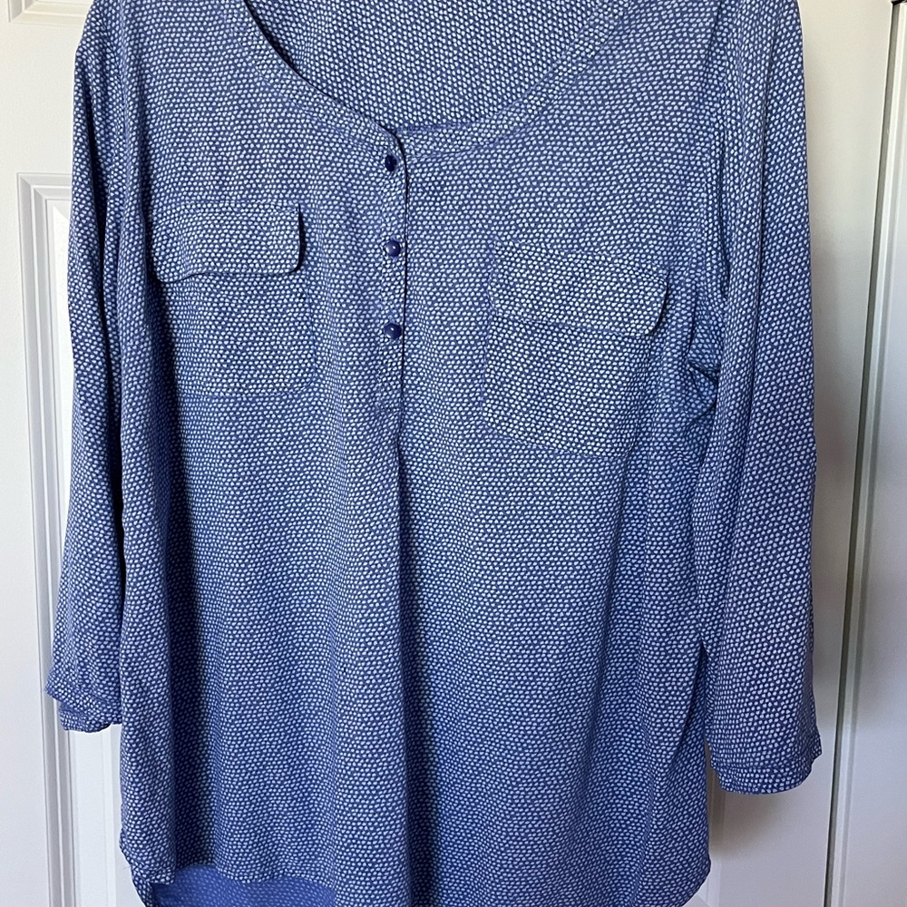 Light flowing blue blouse size L. Like new. Brand St Johns Bay.